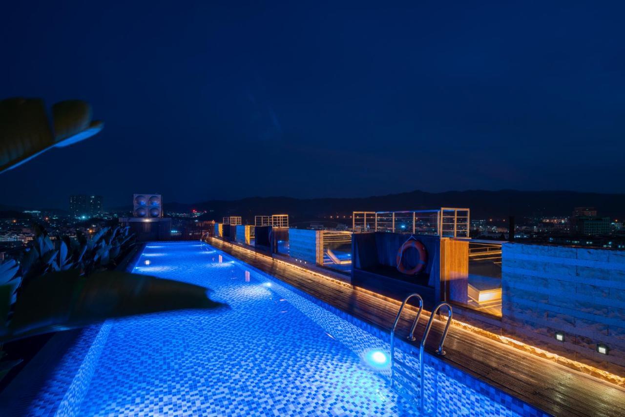 Dehua The Luzerne Hotel מראה חיצוני תמונה